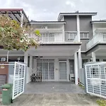 1793 Kepayang S2 # U Homestay